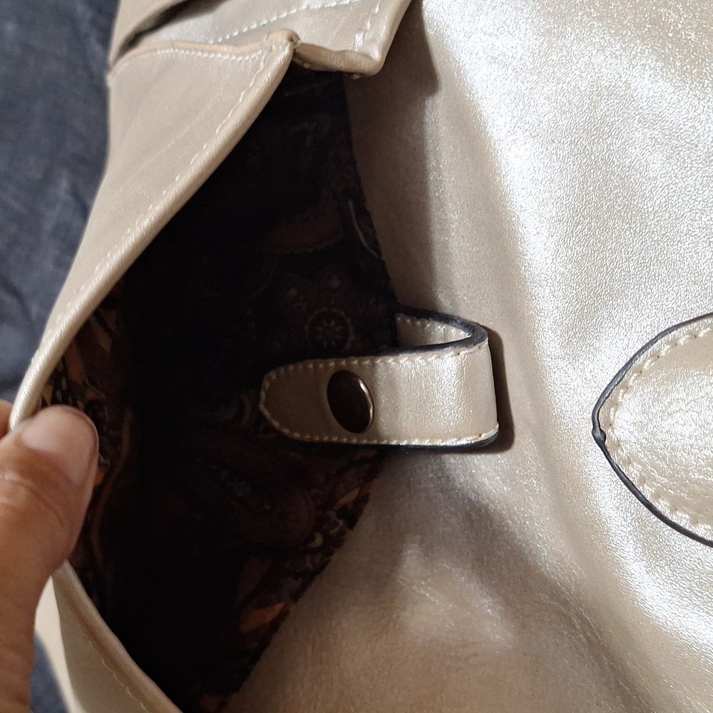 Purse - Picture 8 of 10